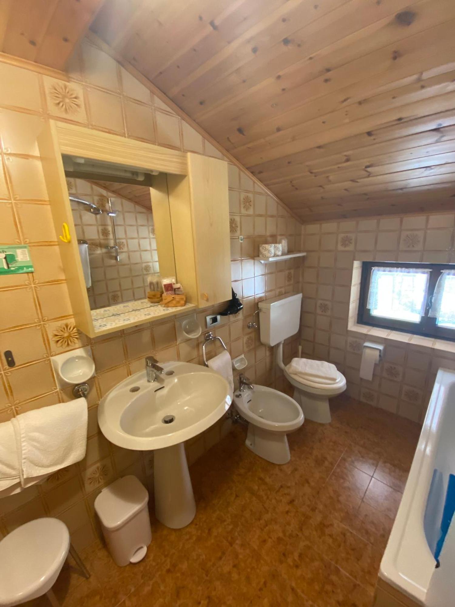 Garni Al Barance Hotel Selva di Cadore Exterior photo